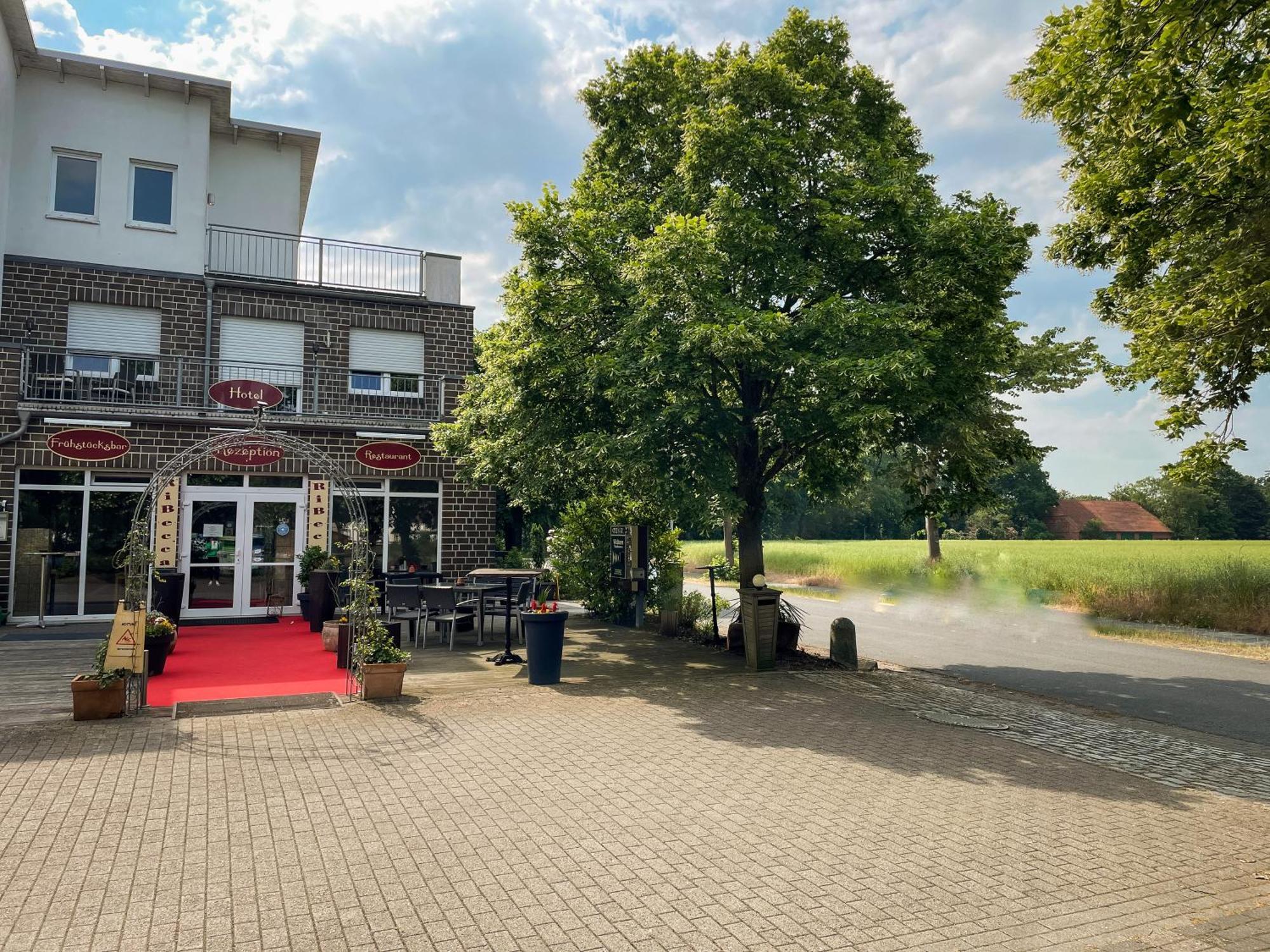 Ribecca Hotel Weyhe Exterior photo